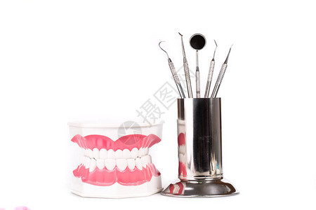 金属医疗器械工具和牙科模型图片