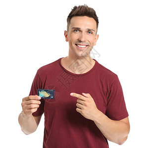 持白底信用卡的青年男子背景图片