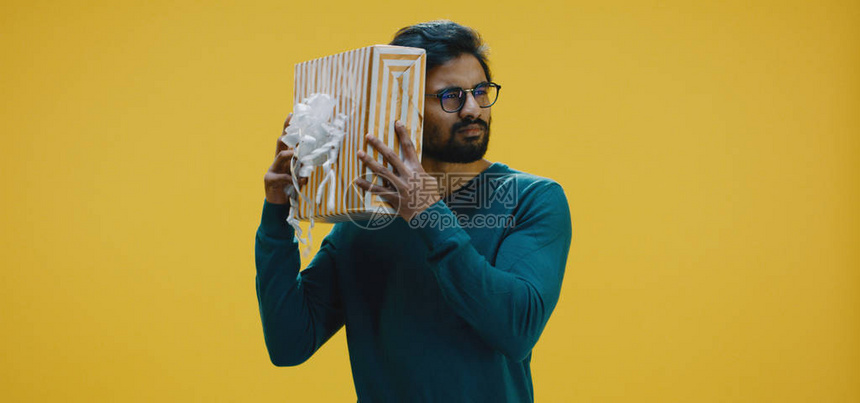 细腻镜头捕捉赛场细节还原每一次突破射门与防守的震撼瞬间