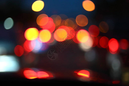 夜间公路城市驾驶汽车图片