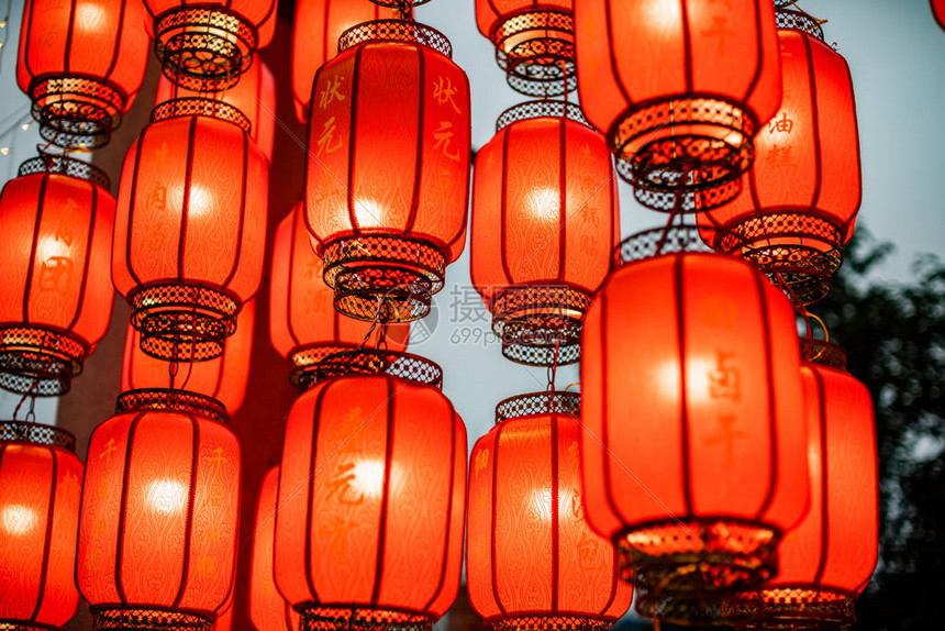 灯笼新年高清图片下载-正版图片504217625-摄图网