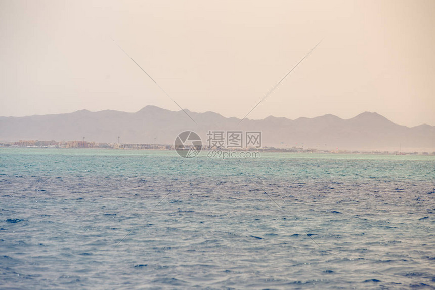 红海蓝色波浪夏天背景高清图片下载-正版图片504242402-摄图网