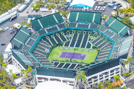 迈阿密地区比斯坎湾克兰登公园网球中心鸟瞰图自1987年以来图片