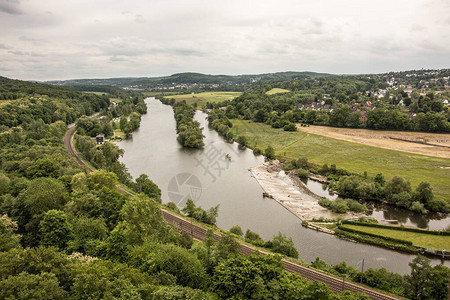 威滕的鲁尔河谷与河道背景图片
