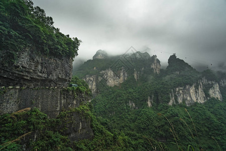 湖南张家界公园天门山顶图片