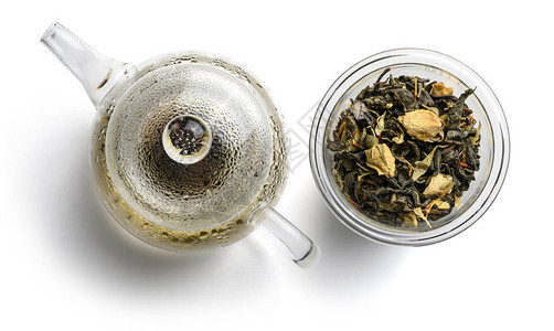 绿色茶和天然芳香添加剂白色背图片