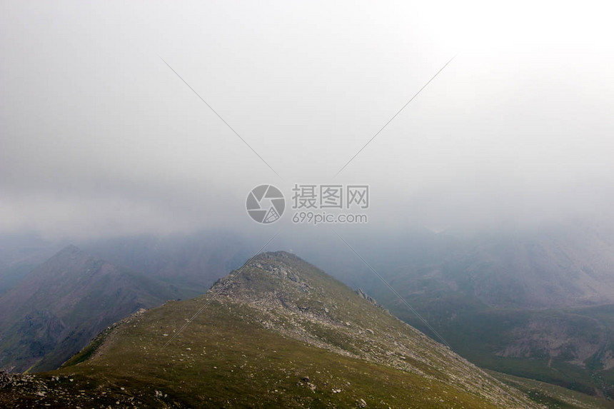 阿拉木图凯拉特誓守主场荣耀 奥林匹亚科斯客场力争晋级主动权