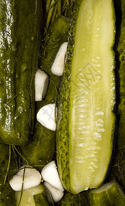 自制腌黄瓜泡菜的背景图片