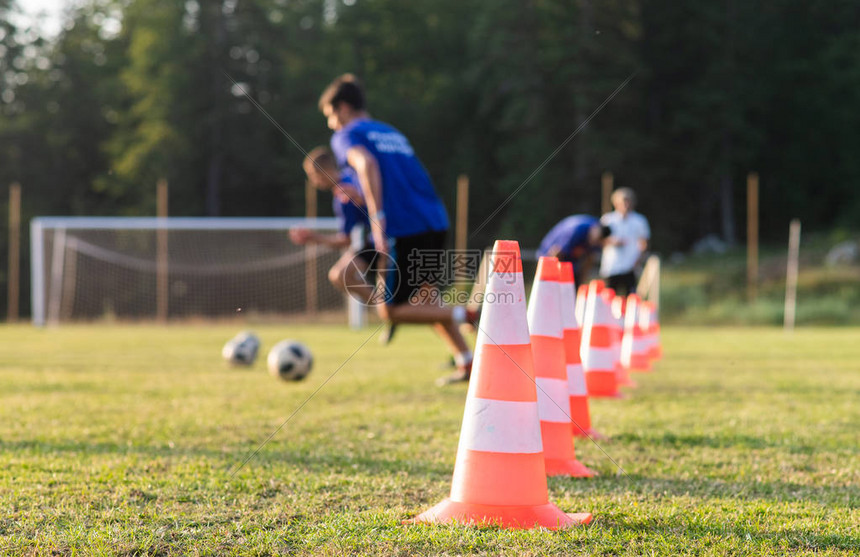 玩球体育在线汇聚全球热门体育项目涵盖足球篮球网球等多元内容满足不同观众需求