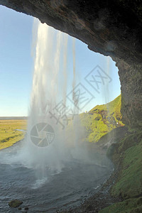 Skogafos瀑布图片