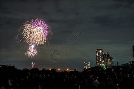 多摩川烟火大会2018年背景图片