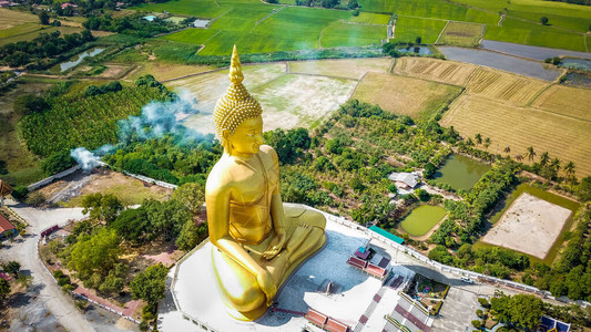 在泰国安东金佛纪念碑空图片