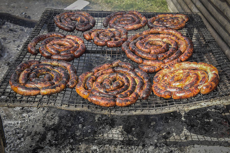 烧烤香肠传统阿根廷美食图片