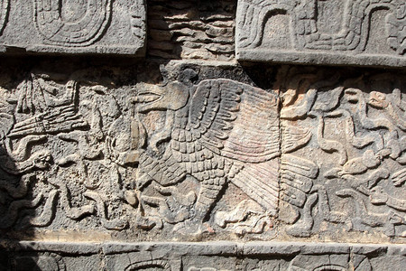 墨西哥尤卡坦玛雅金字塔考古遗址ChichenItza的图片