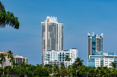 照片来自迈阿密海滩的标志高楼共合公寓大楼图片