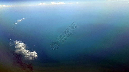 从飞机上看云和的全景图片