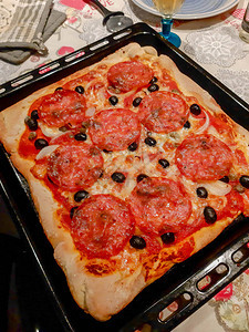 土制披萨的蒸发形象图片