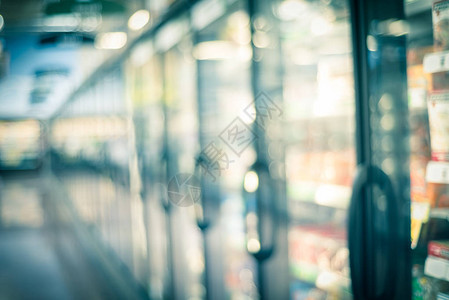美国零售店冷冻食品区模糊不清图片