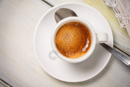 一杯奶油意大利浓缩咖啡背景图片