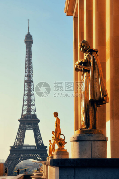 艾菲尔铁塔雕像是巴黎著图片