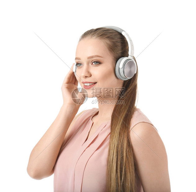 聆听赛场背后故事