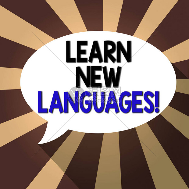 显示学习新语言的文字符号商务照片展示了外语交流能力的发展能力空白椭圆形语音气泡在纯色和图片