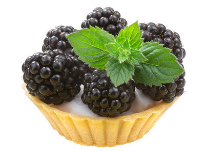 黑莓薄荷烤甜馅饼或甜点背景图片