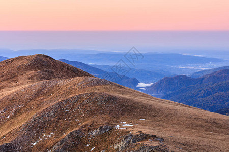 罗马尼亚法加拉斯山脉图片