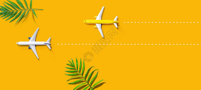 两架小型飞机的航班预订和预定主题飞图片