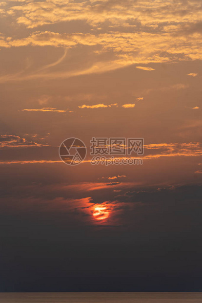 冲绳的夕阳与大海图片