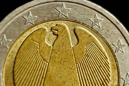 一枚硬币的反面两块欧元图片