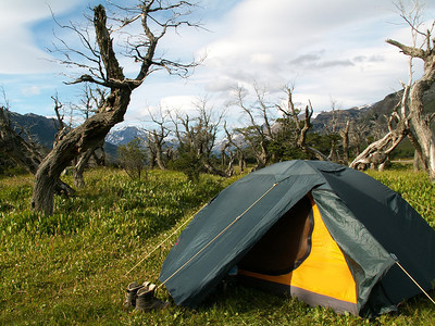 在阿根廷露营的帐篷图片