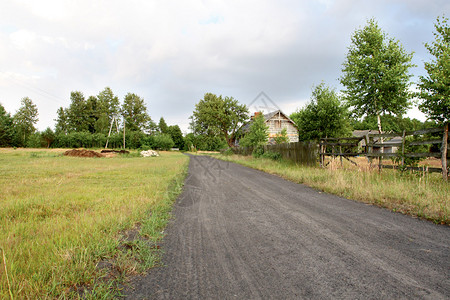 村公路图片