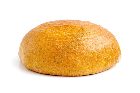 白色背景上的圆形黑麦面包图片