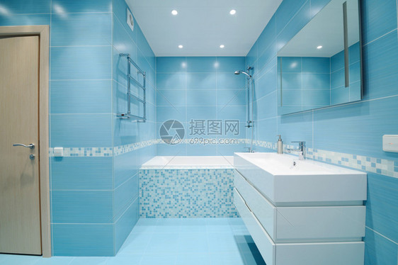 现代豪华洗手间蓝色内地没有品图片