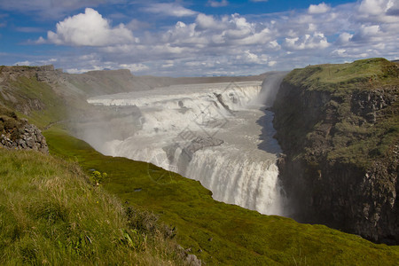 冰岛的Gullfos大瀑布和美丽的瀑布图片