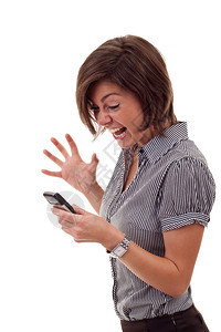 愤怒的商业妇女向手机喊叫图片