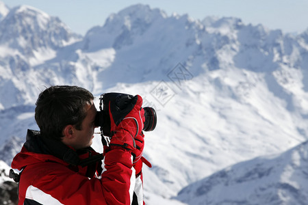 摄影师在Elbrus山的一图片