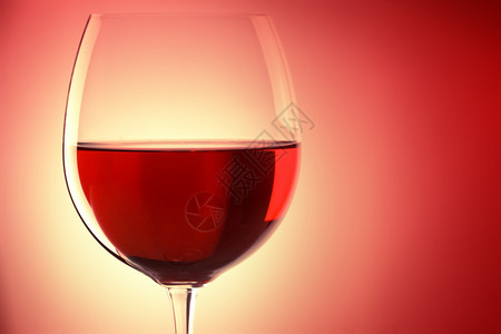 玻璃红葡萄酒背光图片