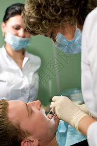 医生牙科诊所的图片
