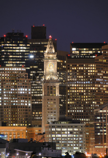 位于马萨诸塞州波士顿金融区的海关大楼图片