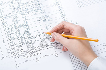 用铅笔在蓝图和项目草图的蓝图图片