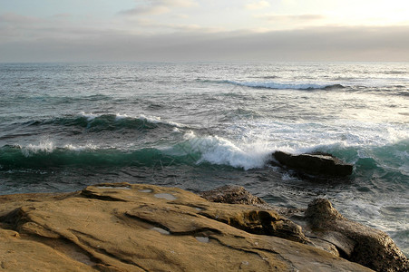 圣迭戈海岸的岩石加利福尼亚海图片