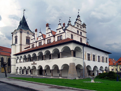 斯洛伐克Levoca镇旧市政厅的夏日景色这座中世纪的市政厅建于15世纪图片
