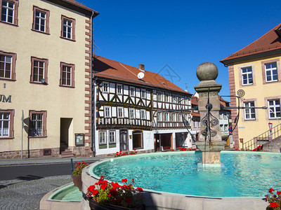 在童话故事镇Stesteau市图片