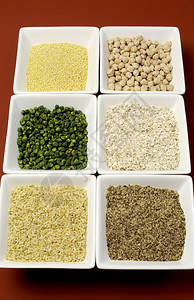 无麸质谷物食品糙米小米LSA荞麦片鹰嘴豆和绿豆类提供无乳糜泻的健康图片