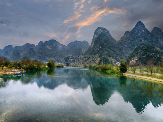 日落的阳风景图片