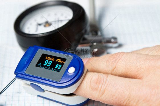 用于血压计和ECG背景测量脉冲率和氧水平图片