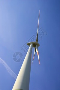 风力涡轮机的特写镜头图片