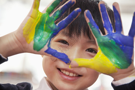 小学生炫耀图片 小学生炫耀素材 小学生炫耀高清图片 摄图网图片下载
